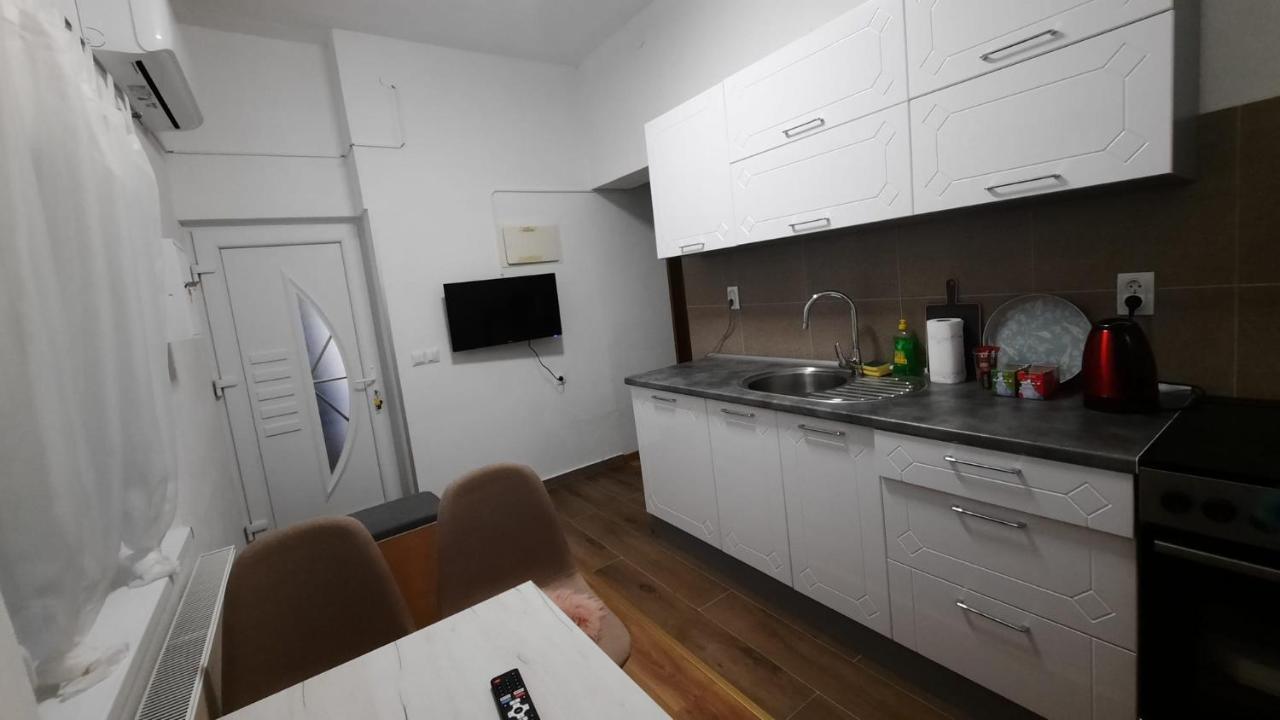 7 Kucica Apartment Livno Bagian luar foto