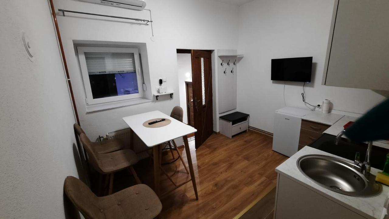 7 Kucica Apartment Livno Bagian luar foto