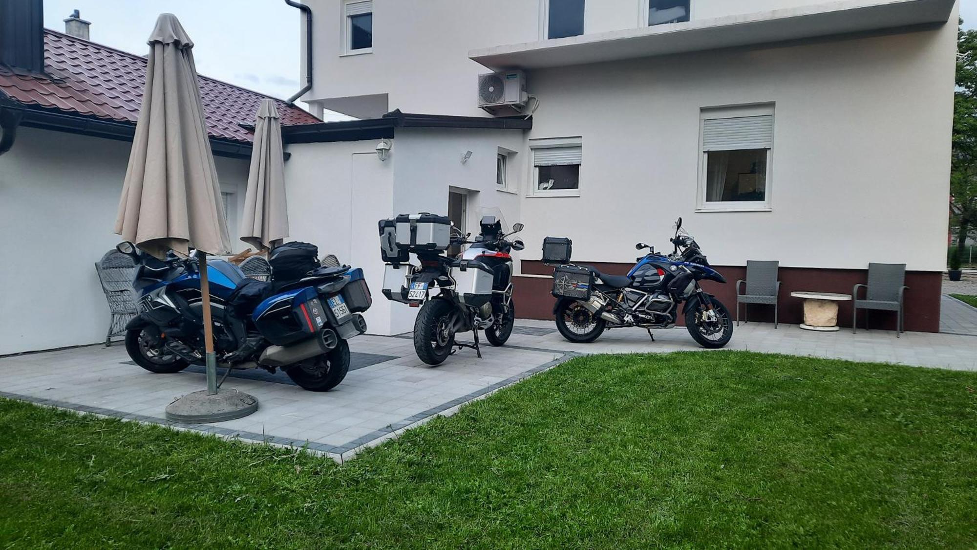 7 Kucica Apartment Livno Bagian luar foto